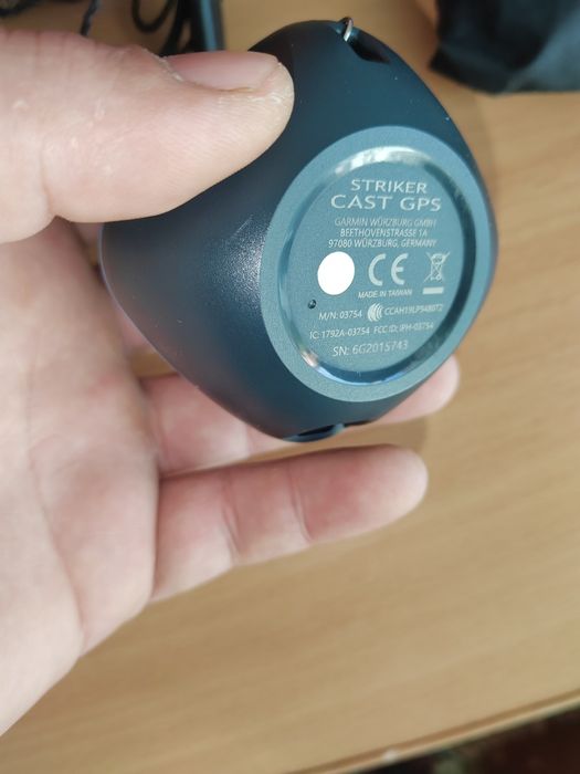 Продам эхолот Garmin