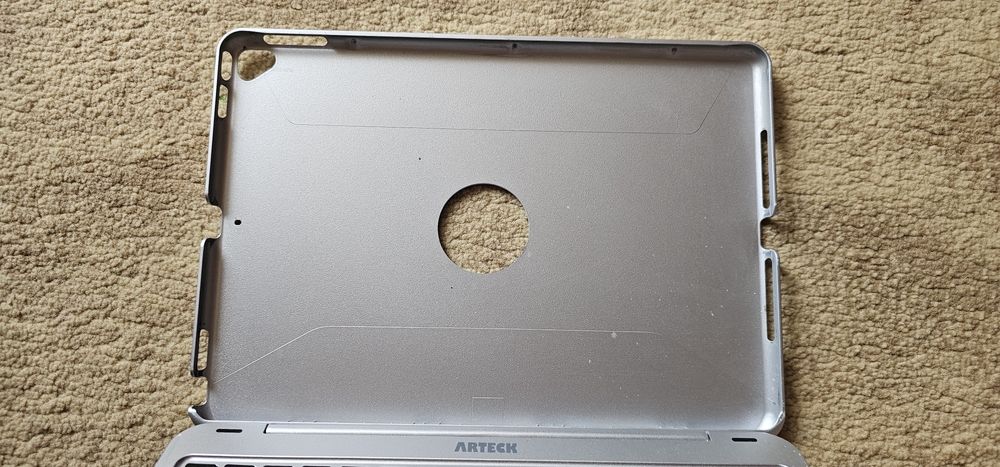 Husa cu tastatura Arteck Ipad 10.5