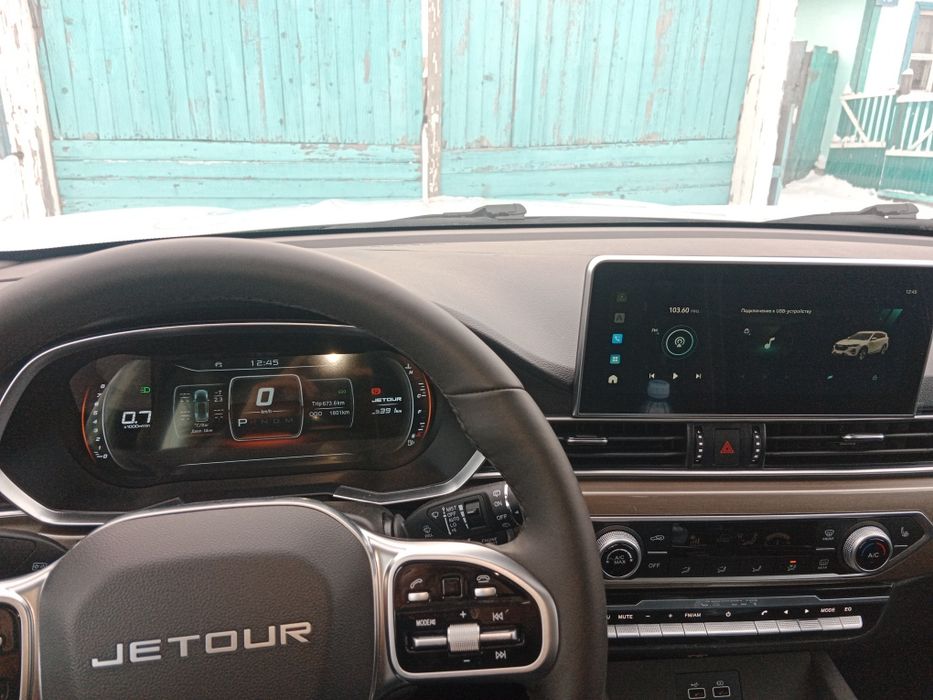 Продам машину Джетур х70