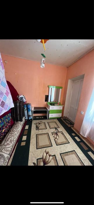 Xovli sotiladi, Chashma tarafda Ravshan Mirzayev Klinika bn bir devor