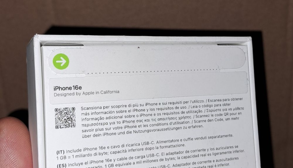 Telefon mobil iPhone 16e 128GB sigilat