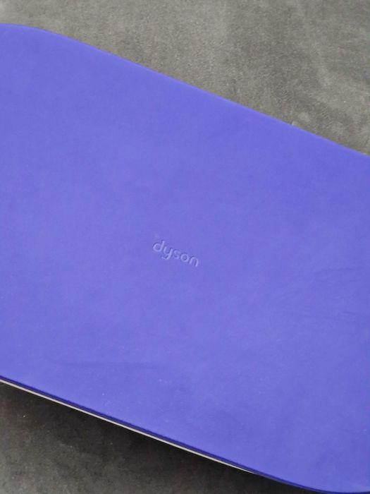 Dyson уред за коса