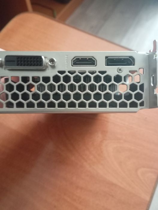 Продам видеокарту