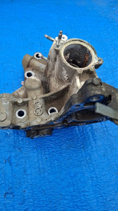 Корпус термостата 2AR-FE TAYOTA