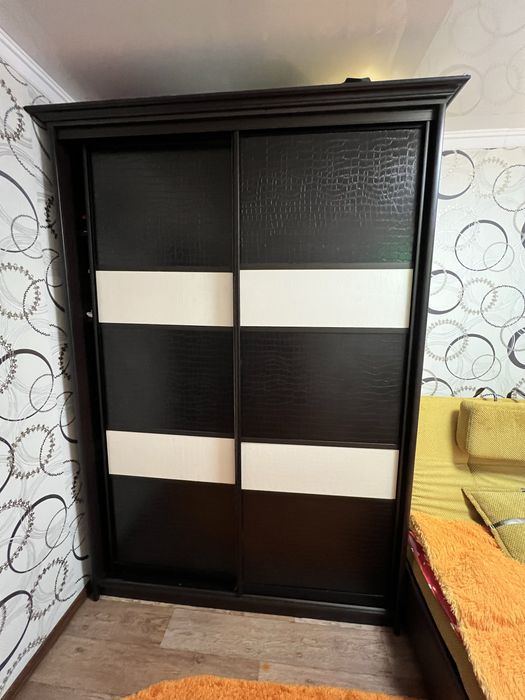 Продам шкаф в отличном состоянии, 1,5*2