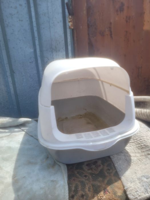 Продам лоток закрытый
