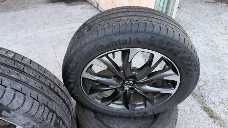 Гуми с джанти 225/55R19 за Mazda
