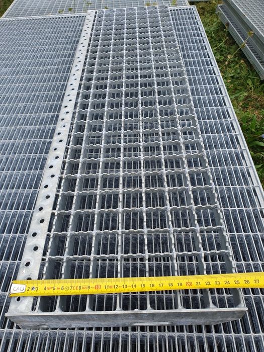 Gratare metalice galvanizate zincate noi 3-4-5cm grosime