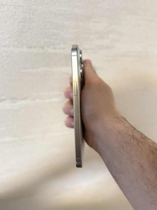 Iphone 15 pro max neverlocked-white titanium-full box