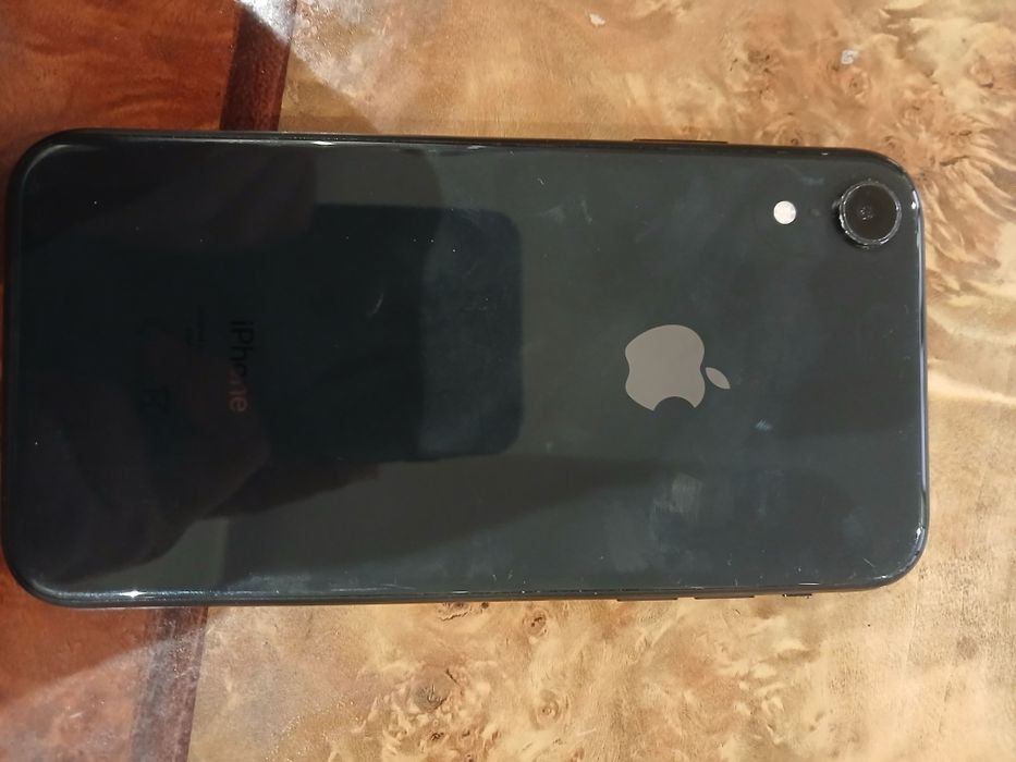 Iphone xr radnoy