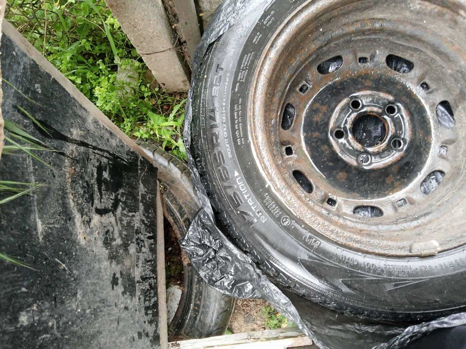 Гуми с джанти 4 броя