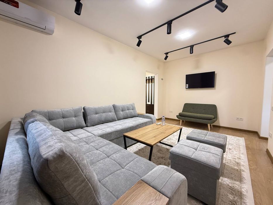 Буюк Ипак Уйли метро Максим Горький дипломатия