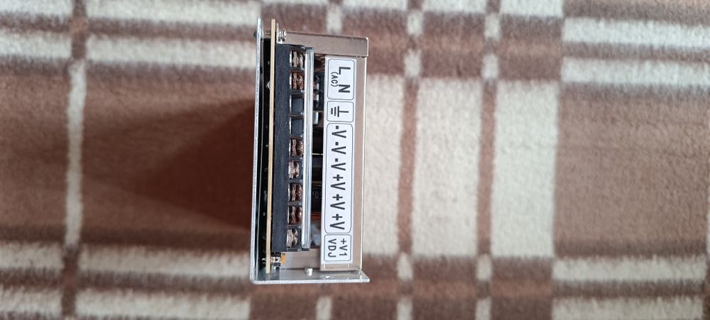 Продам блок питания б/у