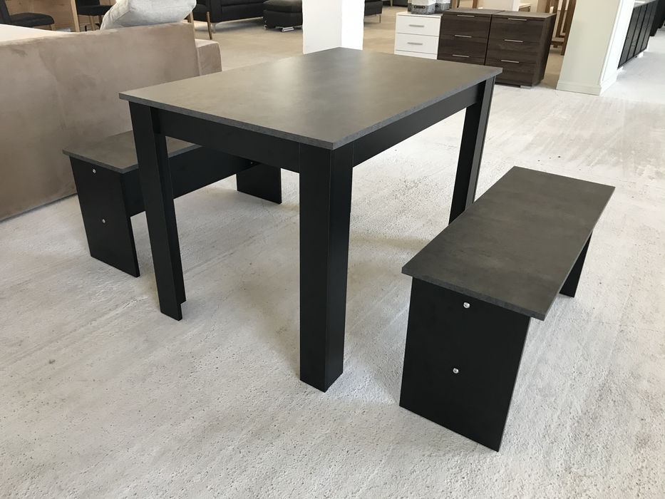 Set masa + 2 bancute