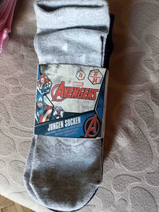 продавам НОВИ   детски дрехи