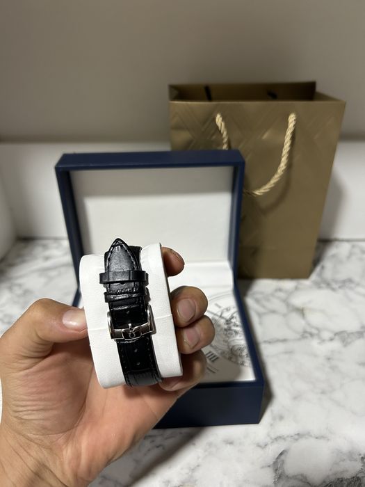 Часы Omega механические