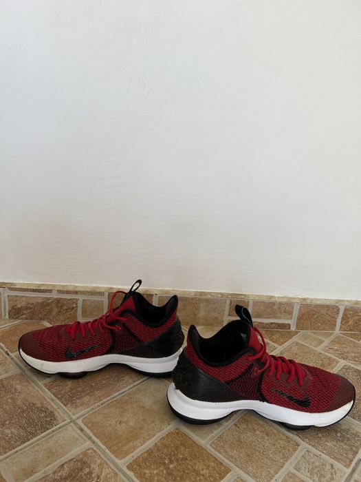 Nike LeBron 4 Witness