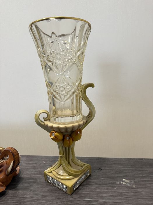 Продается ваза для цветов