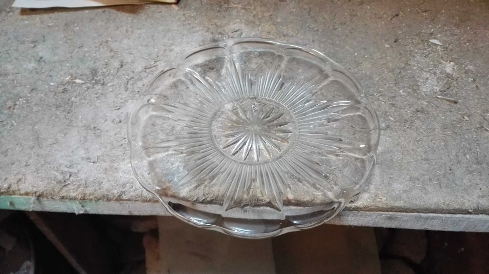 нови кристални чаши неупотребявани, други прибори - разпродажба