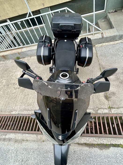 Suzuki V-strom DL650