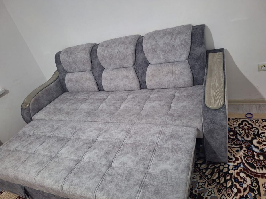 Диван для гостиной