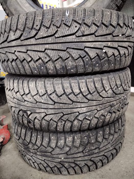 Nokian 265/65/17