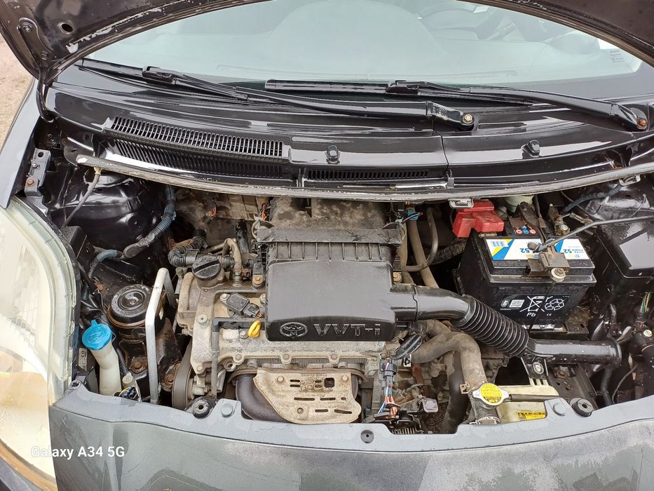 Toyota yaris 1.3vvt-i