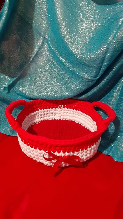 Плетени панери и ръчно изработени кутии