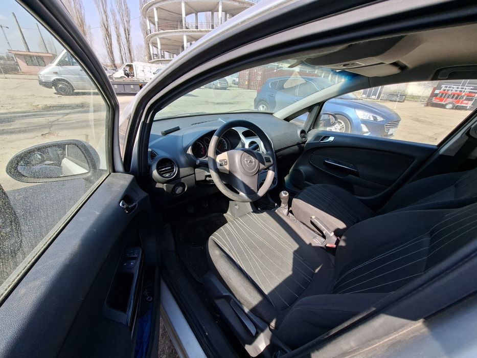 Dezmembrez Opel Corsa D 1.2 B 2009 Z12XEP