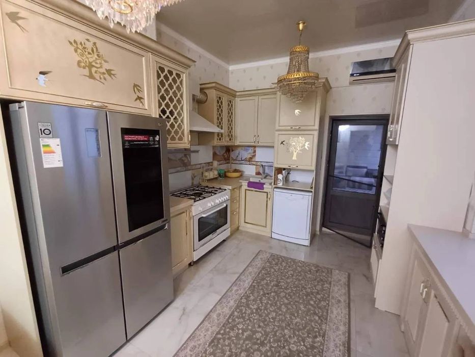 Сдается дом Саламатина, Яккасарай с летним бассейном( С155 )