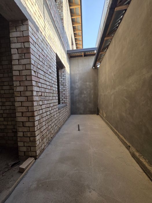 Дурмон Қ.Ф.Й. Бирлик маҳалласида коттеджлар сотилади.