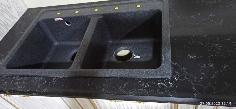 Столешница из искусственного камня кварц