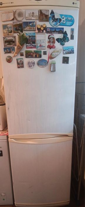 Срочно продается холодильник LG