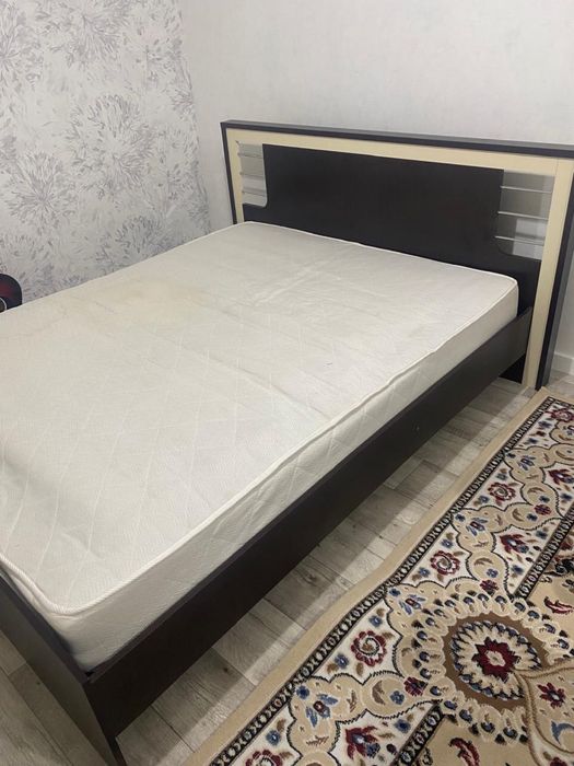 Продается кровать и шифоньер