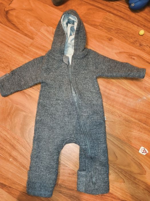 Salopeta superbă de lana 9-12 luni