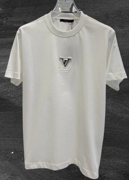 Tricou Louis Vuitton bărbați.