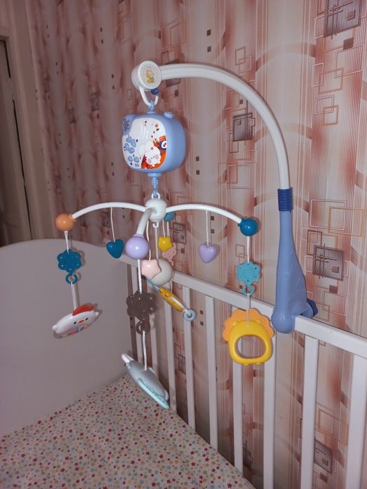 Электро мобиль в детскую кроватку