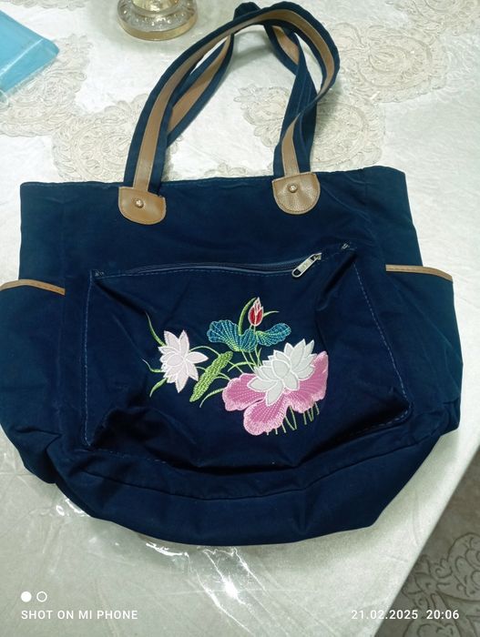 Женские сумки  Очень удобные