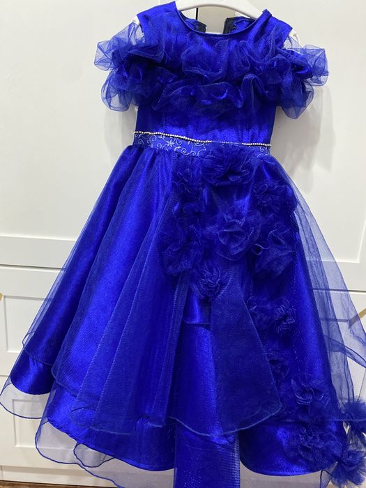 Желтое синяя платье на прокат