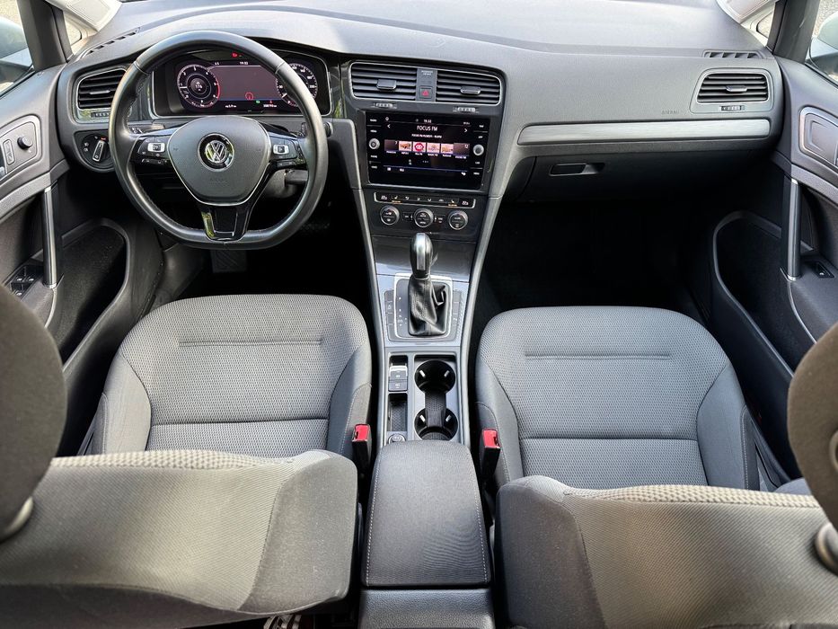 Volkswagen Golf 2.0 TDI SCR DSG Comfortline, An model 2020, import,150 CP diesel