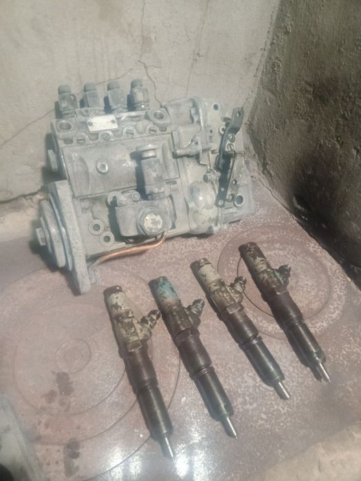 Запчасти двигателя Т40