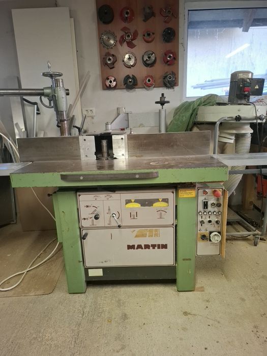 Masina industriala de frezat MARTIN T25 cu diverse accesorii