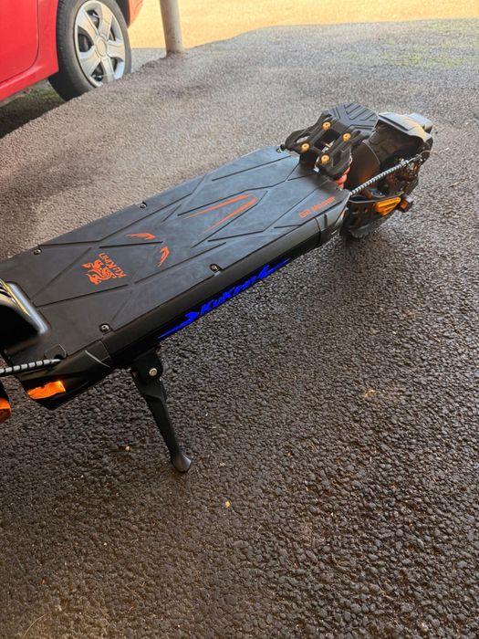 Vand trotineta kukirin g2master in stare buna de functionare