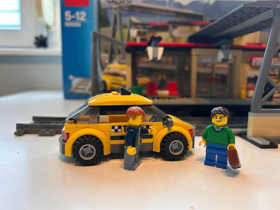 Lego CITY жп гара 60050