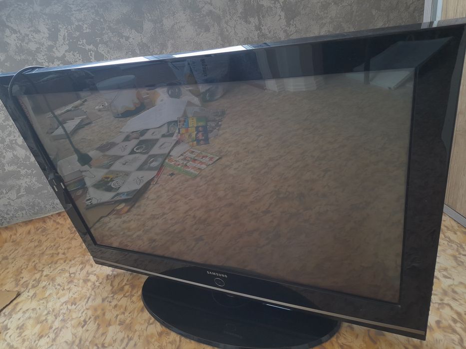 SAMSUNG телевизор