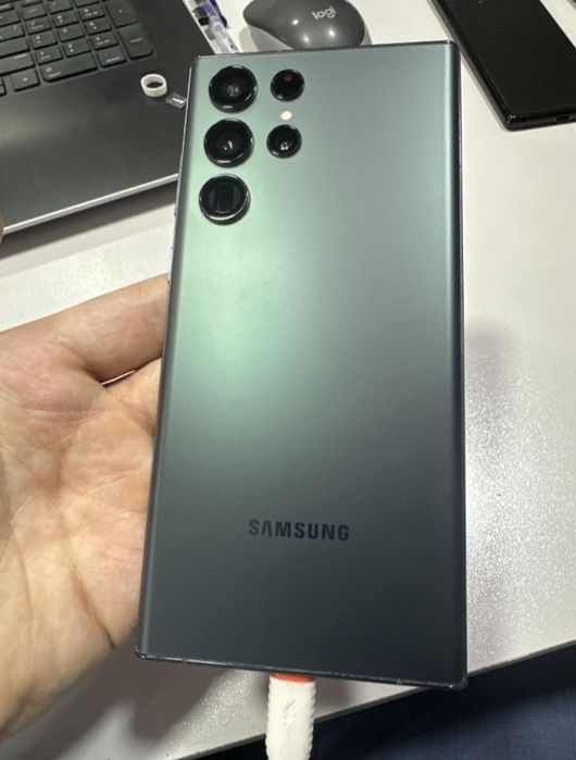 Samsung S22 Ultra 256