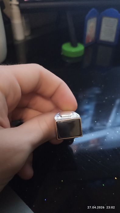 Продам серебряный перстень кольцо 925 проба