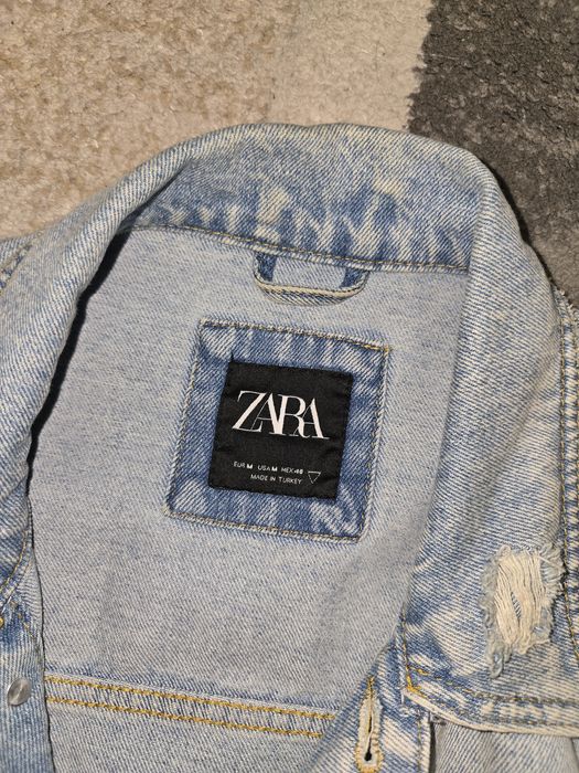 geaca de blugi zara marimea M