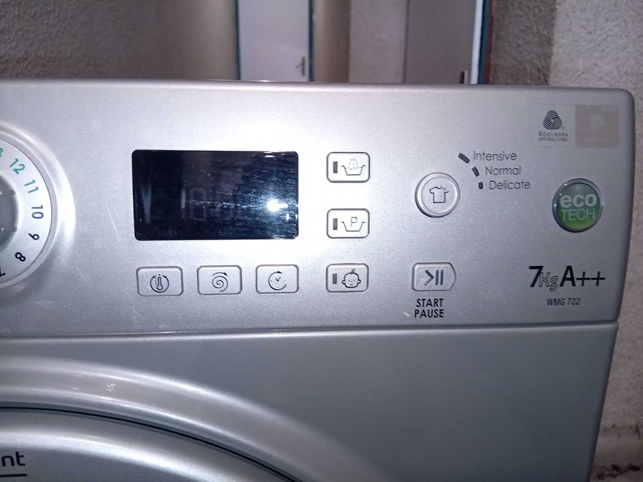 Пералня Ariston Hotpoint WMG 722