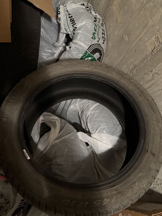 Anvelope Pirelli Sotto Zero - 245/45/18